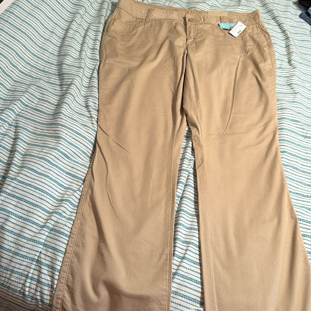 Maurices Womens khaki pants